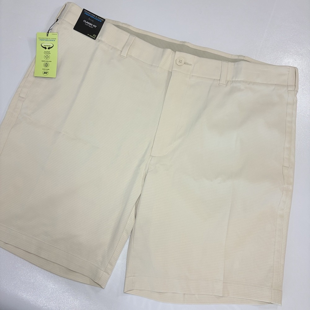 Roundtree Yorke Performance Shorts Mens 42 Cream Micro Check Flat Front Classic